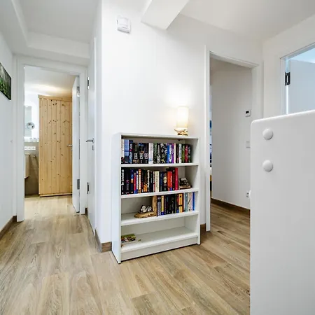 Prora - Sandburg Binz