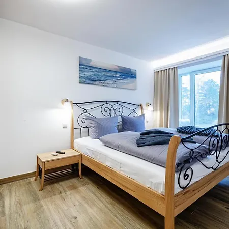 Prora - Mit Sauna Und Balkon - Sandburg * Binz